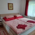 Waldhaus Alloggio in famiglia *